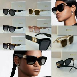 Picture of Dior Sunglasses _SKUfw55590646fw